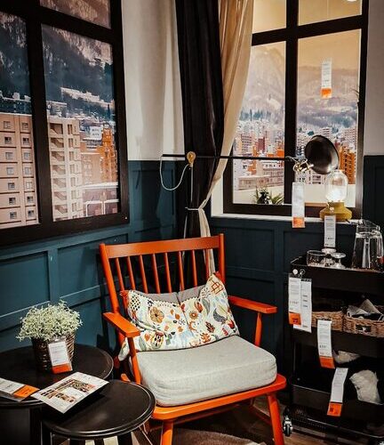 Tips for Creating a Cozy and Inviting Home Environment on a Budget